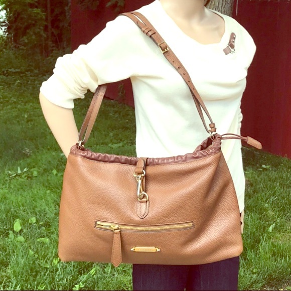 na Handbags - Burberry purse